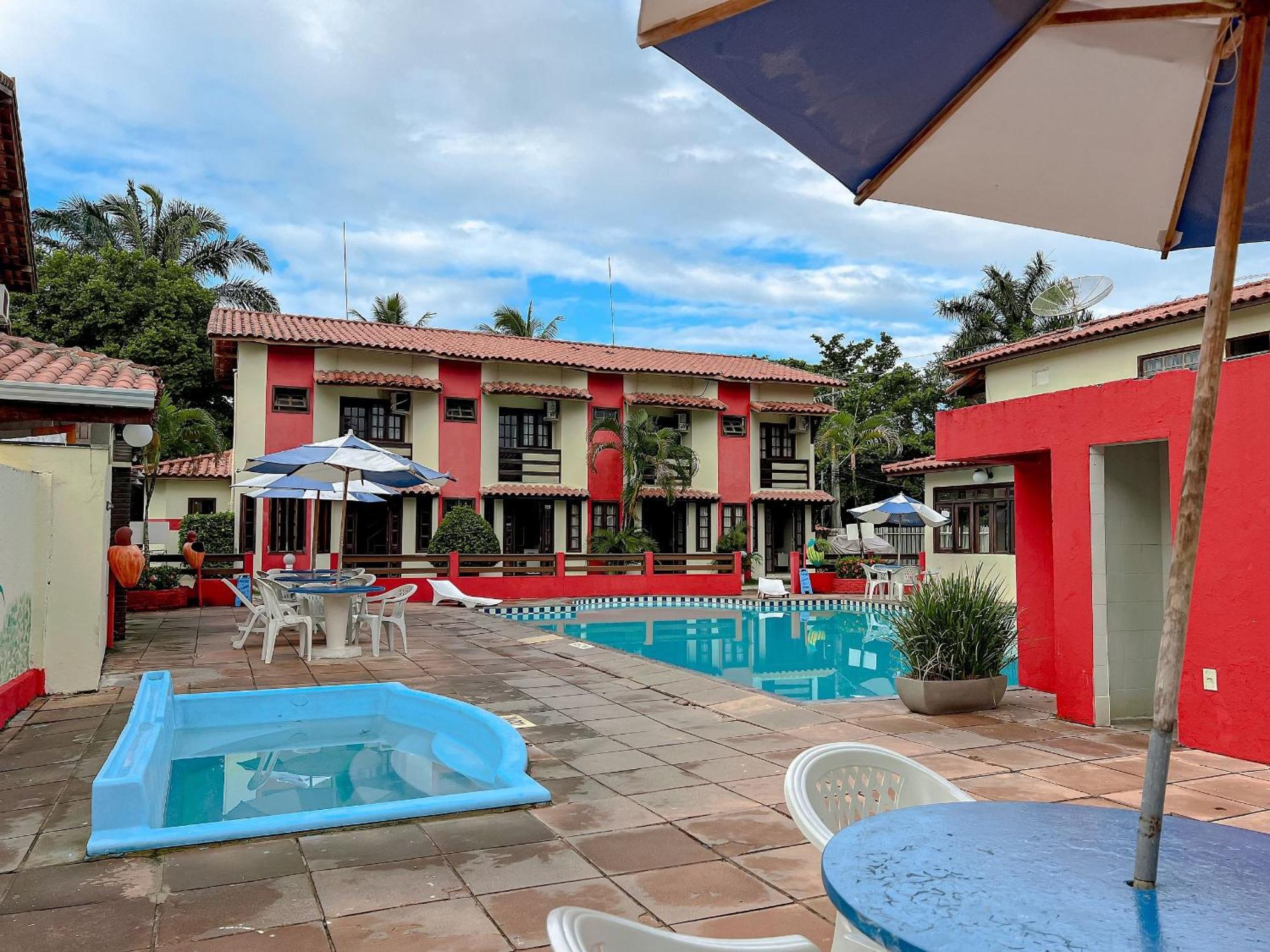 Holiday home Residencial Taperapua: Beachfront With Pool And High-speed Internet
