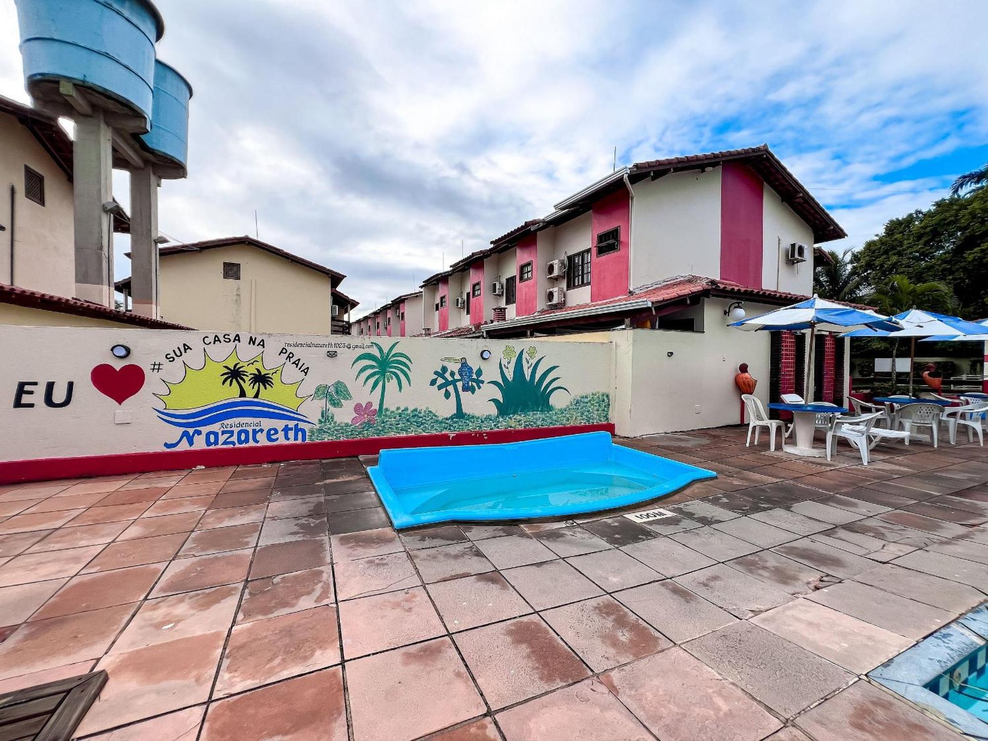 Holiday home Residencial Taperapua: Beachfront With Pool And High-speed Internet *