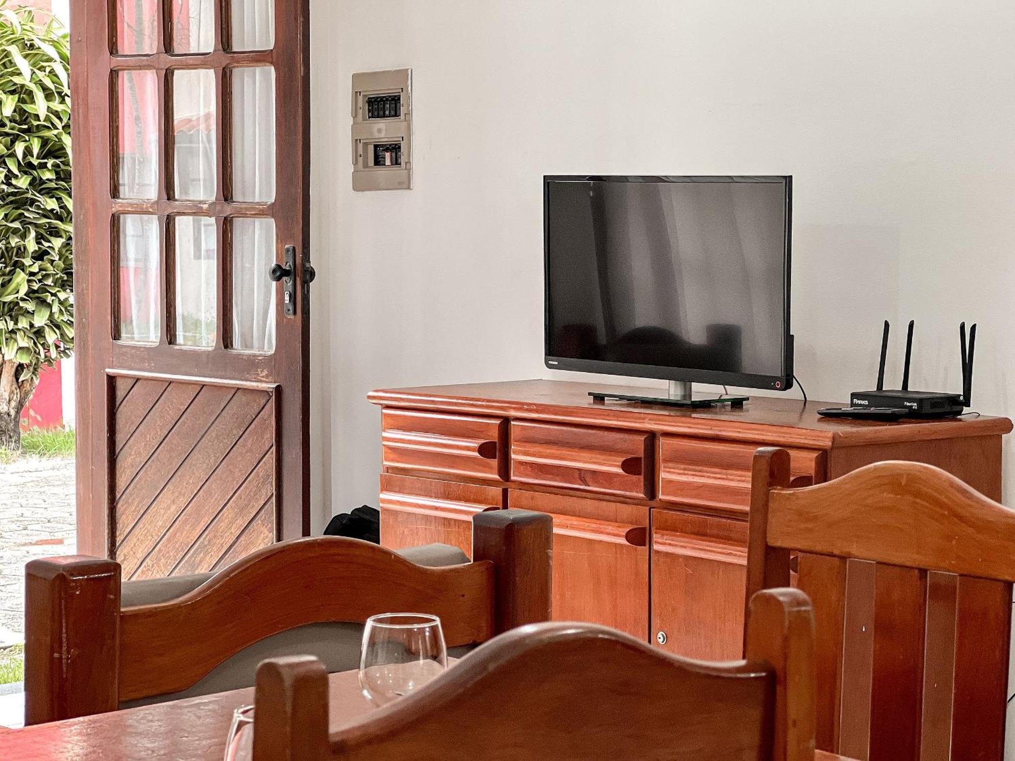 Holiday home Residencial Taperapua: Beachfront With Pool And High-speed Internet Porto Seguro