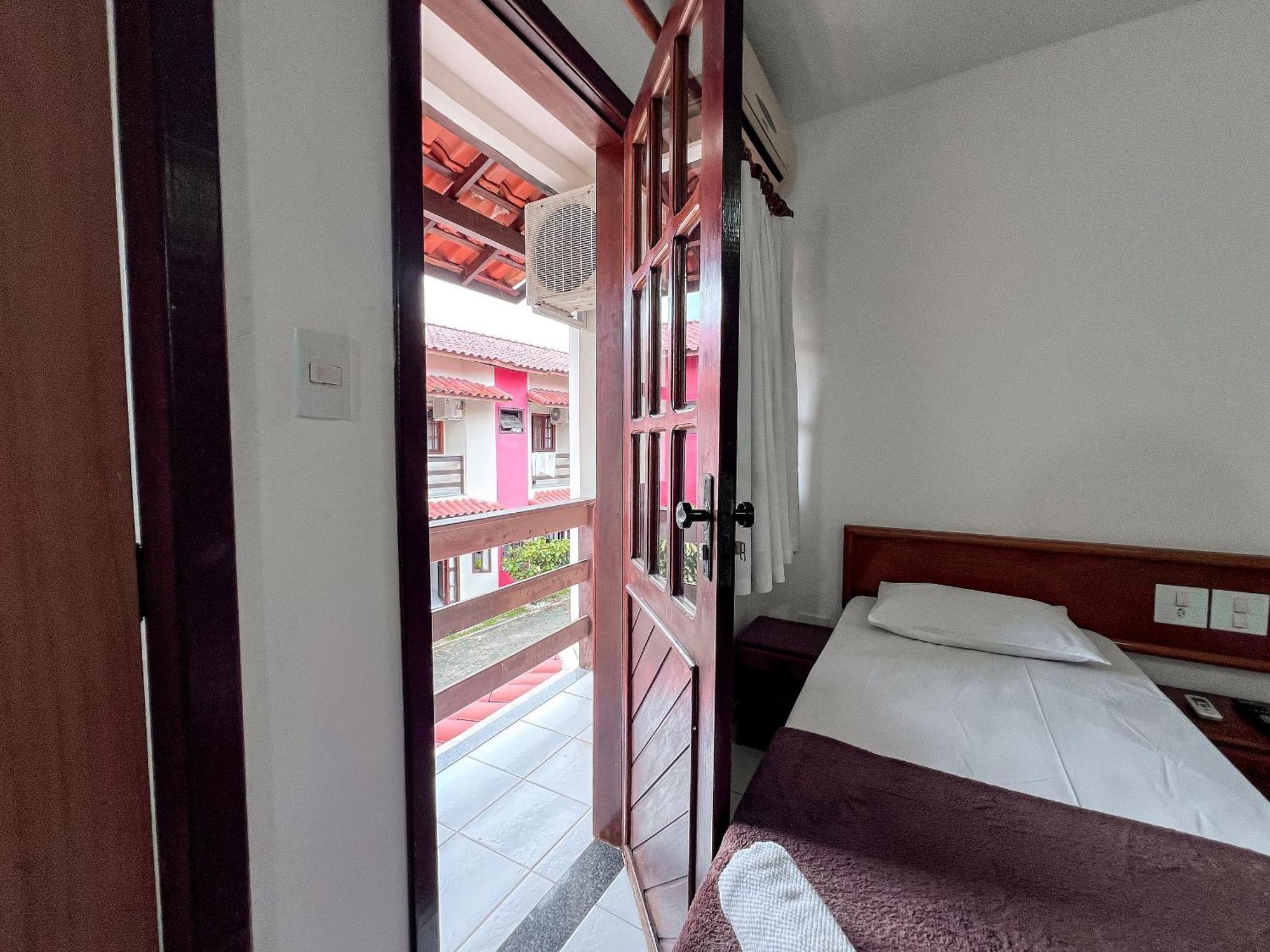 Residencial Taperapua: Beachfront With Pool And High-speed Internet *