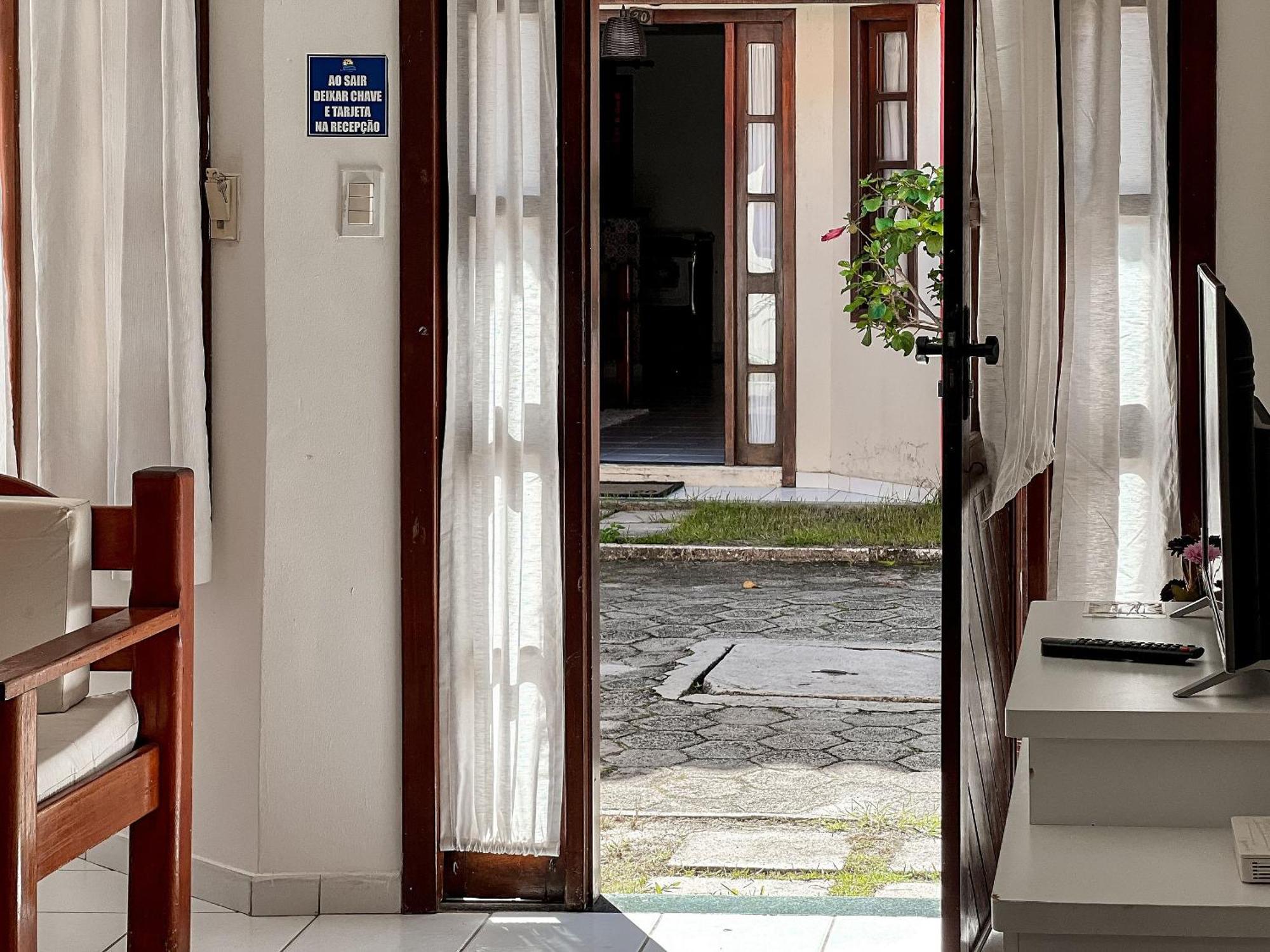 Residencial Taperapua: Beachfront With Pool And High-speed Internet Holiday home